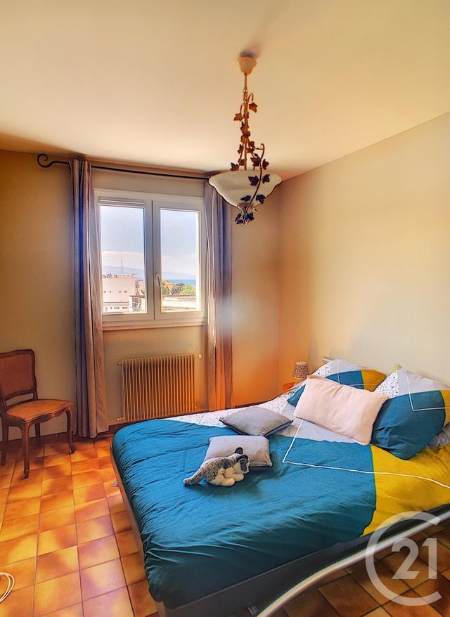Appartement F4 à vendre - 4 pièces - 78.5 m2 - AJACCIO - 20 - CORSE - Century 21 Actif Immobilier Appartement F4 à vendre - 4 pièces - 78.5 m2 - AJACCIO - 20 - CORSE - Century 21 Actif Immobilier