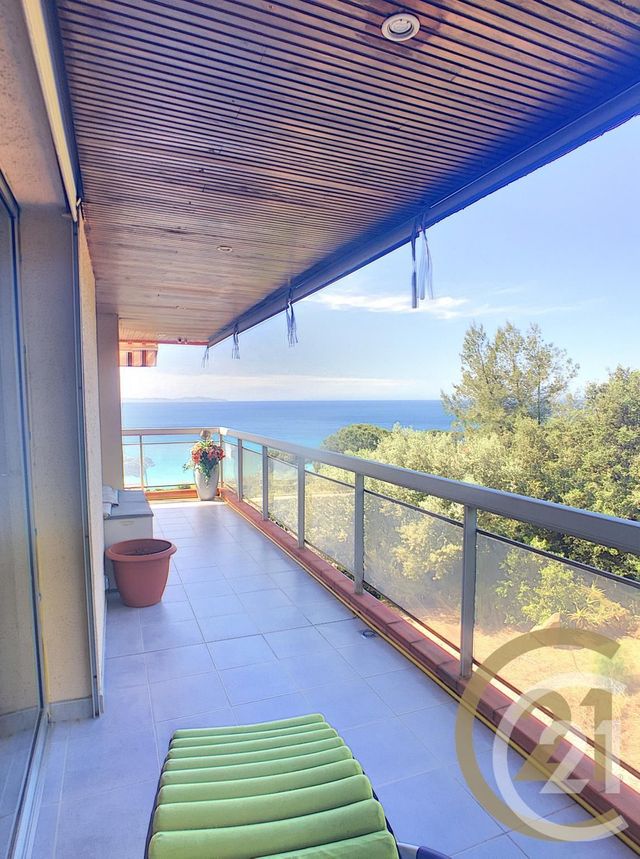 Appartement F3 à vendre - 3 pièces - 87.0 m2 - AJACCIO - 20 - CORSE - Century 21 Actif Immobilier Appartement F3 à vendre - 3 pièces - 87.0 m2 - AJACCIO - 20 - CORSE - Century 21 Actif Immobilier