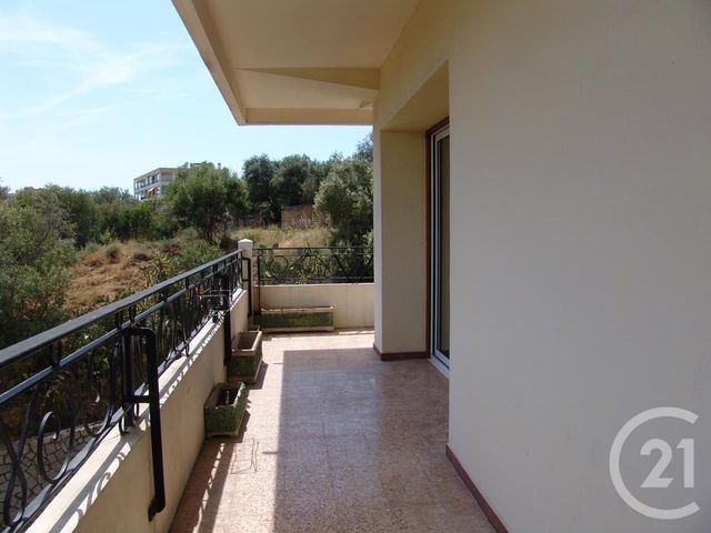 Appartement F5 à louer - 5 pièces - 149.0 m2 - AJACCIO - 20 - CORSE - Century 21 Actif Immobilier Appartement F5 à louer - 5 pièces - 149.0 m2 - AJACCIO - 20 - CORSE - Century 21 Actif Immobilier