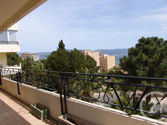Appartement F5 à louer - 5 pièces - 149.0 m2 - AJACCIO - 20 - CORSE - Century 21 Actif Immobilier Appartement F5 à louer - 5 pièces - 149.0 m2 - AJACCIO - 20 - CORSE - Century 21 Actif Immobilier