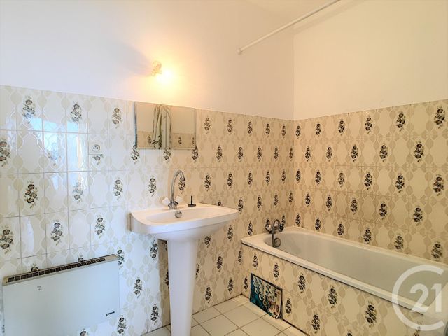 Afficher la photo en grand Appartement F2 à louer - 2 pièces - 28.0 m2 - AJACCIO - 20 - CORSE - Century 21 Actif Immobilier