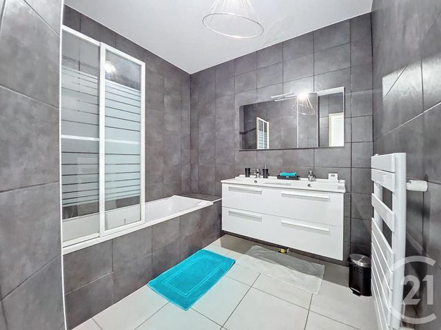 Afficher la photo en grand Appartement F3 à vendre - 3 pièces - 70.05 m2 - AJACCIO - 201 - CORSE - Century 21 Actif Immobilier
