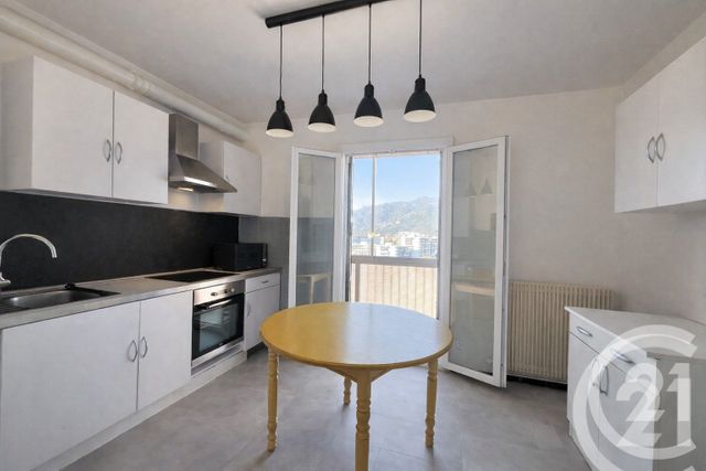 Appartement F3 à louer AJACCIO