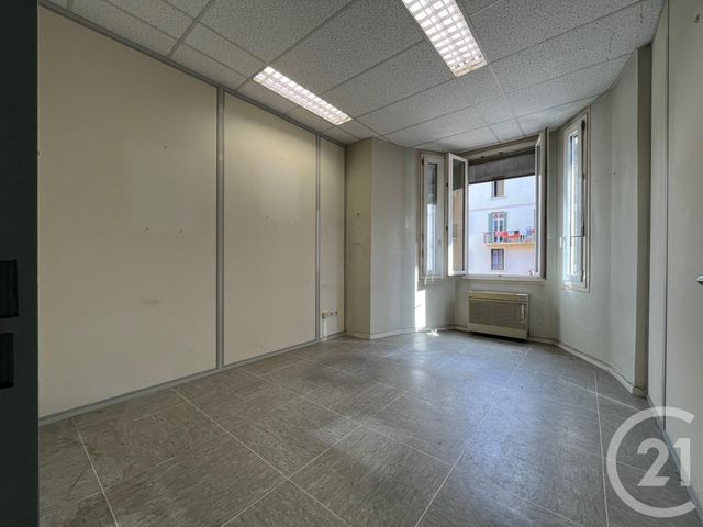 Appartement T5 à vendre - 6 pièces - 108.11 m2 - AJACCIO - 201 - CORSE - Century 21 Actif Immobilier