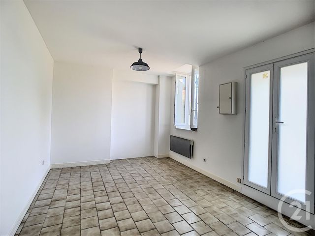 Appartement Studio à louer - 1 pièce - 28.0 m2 - BASTELICACCIA - 201 - CORSE - Century 21 Actif Immobilier