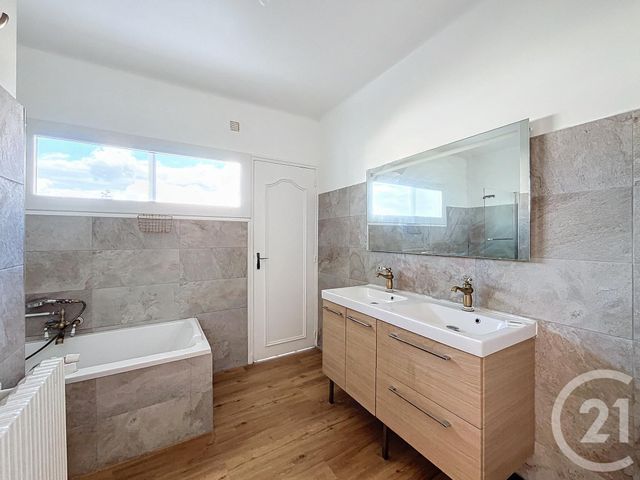 Appartement F4 à louer - 4 pièces - 92.46 m2 - AJACCIO - 201 - CORSE - Century 21 Actif Immobilier