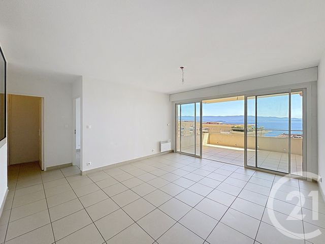Appartement F2 à louer - 2 pièces - 50.0 m2 - AJACCIO - 201 - CORSE - Century 21 Actif Immobilier