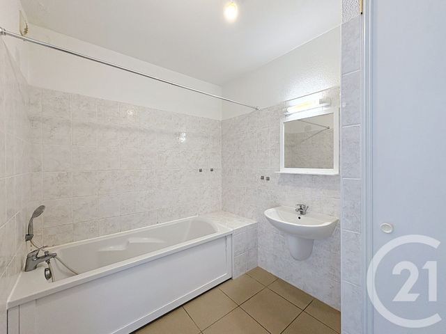 Appartement F2 à louer - 2 pièces - 50.0 m2 - AJACCIO - 201 - CORSE - Century 21 Actif Immobilier