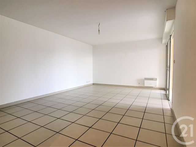 Appartement F3 à louer - 3 pièces - 75.0 m2 - AJACCIO - 201 - CORSE - Century 21 Actif Immobilier