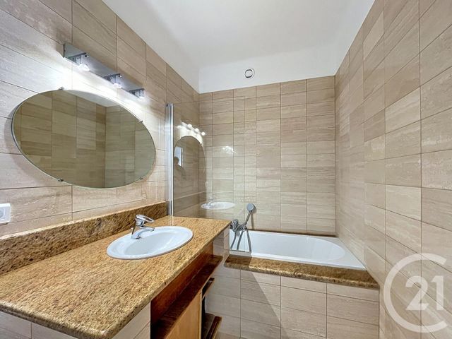 Appartement T2 à vendre - 3 pièces - 78.23 m2 - AJACCIO - 201 - CORSE - Century 21 Actif Immobilier