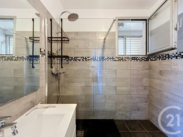 Appartement F3 à vendre - 3 pièces - 80.21 m2 - AJACCIO - 201 - CORSE - Century 21 Actif Immobilier