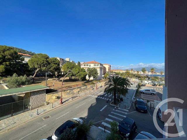 Appartement F2 bis à louer - 3 pièces - 45.0 m2 - AJACCIO - 201 - CORSE - Century 21 Actif Immobilier