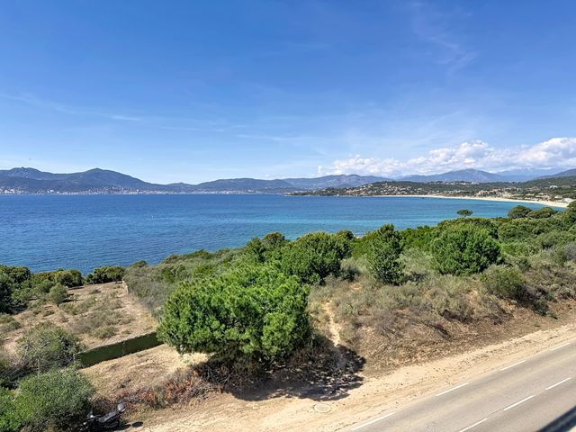 Appartement F4 à vendre - 4 pièces - 175.0 m2 - PIETROSELLA - 201 - CORSE - Century 21 Actif Immobilier