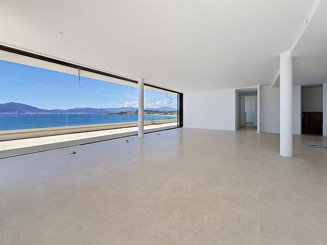 Appartement F4 à vendre - 4 pièces - 175.0 m2 - PIETROSELLA - 201 - CORSE - Century 21 Actif Immobilier